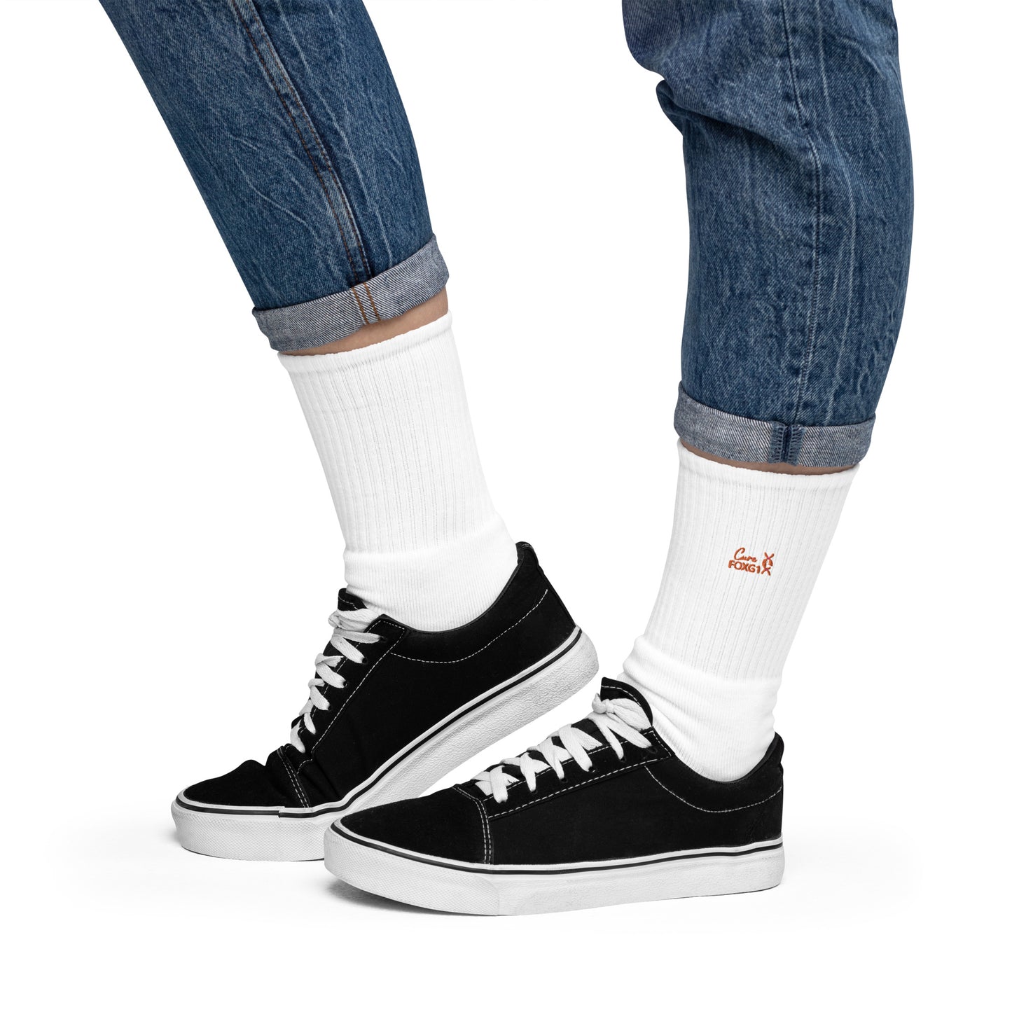 Cure Collection - Embroidered socks